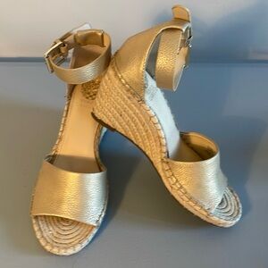 Vince Camuto Gold Wedge 9.5 previously owned